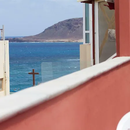 Appartement Rosamar Apartment A Metros De La Playa Wifi Gratis 405 By Lightbooking *
